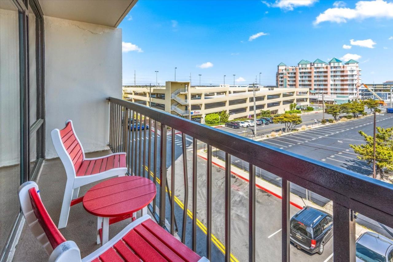 Carousel Resort Hotel And Condominiums Ocean City Kültér fotó